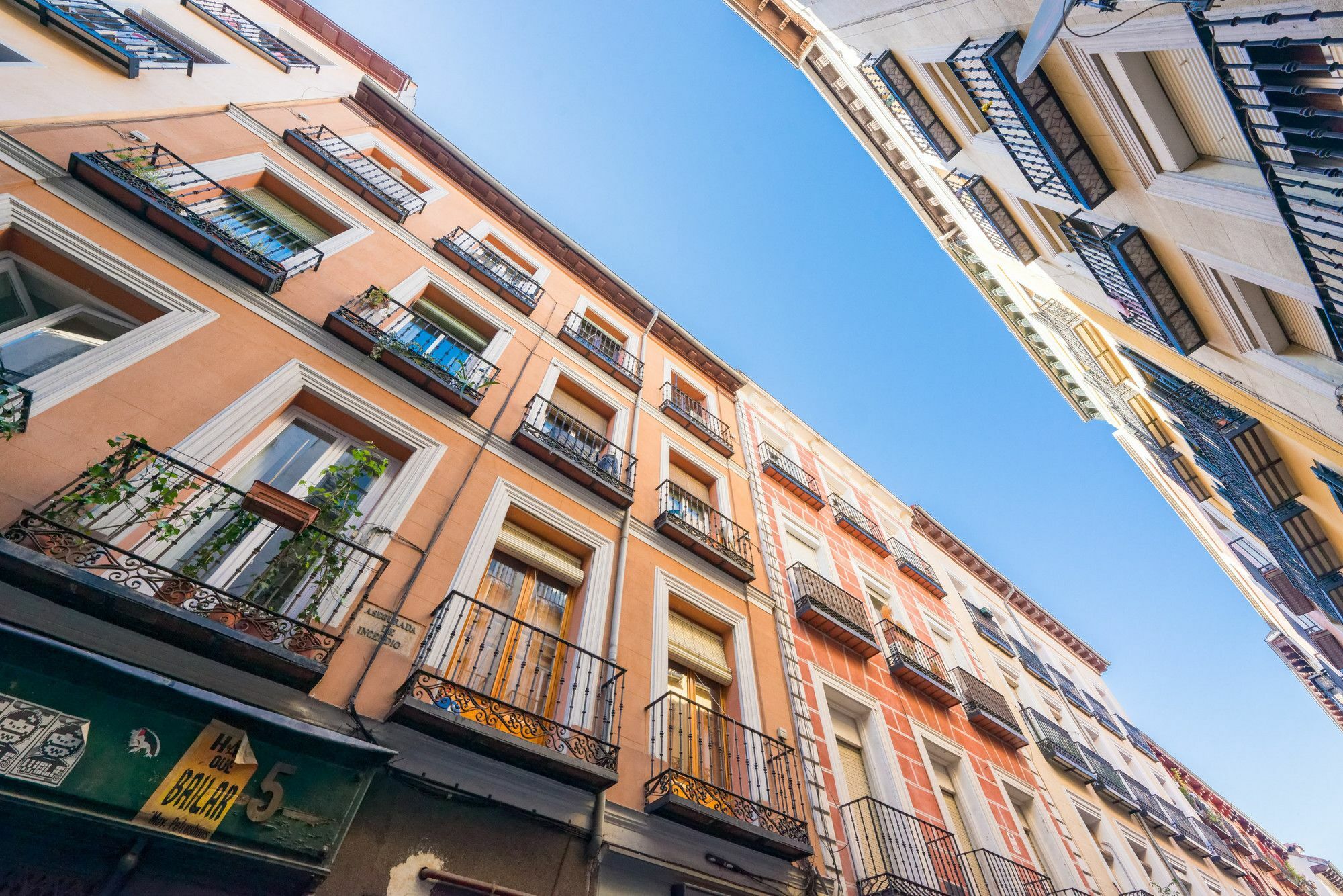 Apartamento Malasana-Gran Via مدريد المظهر الخارجي الصورة
